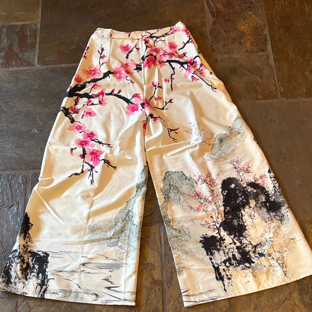Source Unknown Floral Wide Leg Pants - Cream and Pink - Picture 3 of 5